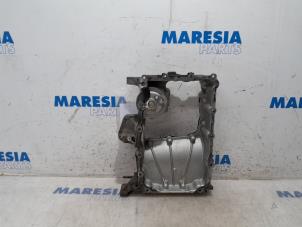 Gebruikte Carterpan Peugeot 208 I (CA/CC/CK/CL) 1.0 Vti 12V PureTech Prijs € 49,00 Margeregeling aangeboden door Maresia Parts