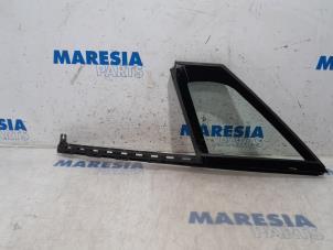 Gebruikte Driehoeks Ruit links-voor Citroen DS4 (NX) 1.6 16V VTi 120 Prijs € 75,00 Margeregeling aangeboden door Maresia Parts