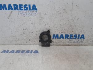 Gebruikte Gier sensor Opel Vivaro B Combi 1.6 CDTI Biturbo 125 Prijs € 36,30 Inclusief btw aangeboden door Maresia Parts