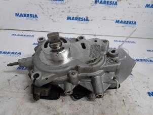 Gebruikte Hogedrukpomp Citroen Jumpy 2.0 Blue HDI 120 Prijs € 105,00 Margeregeling aangeboden door Maresia Parts