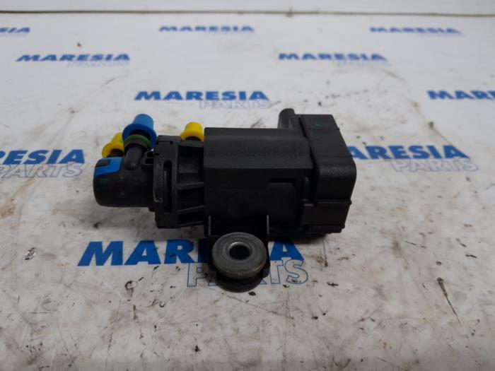 Gebruikte Turbodrukregelaar Citroen Jumpy 2.0 Blue HDI 120 Prijs € 35,09 Inclusief btw aangeboden door Maresia Parts