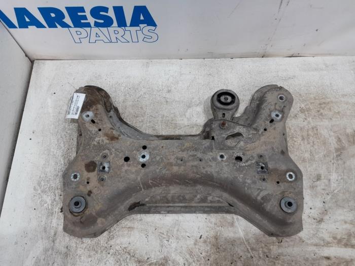 Gebruikte Subframe Renault Trafic (1FL/2FL/3FL/4FL) 1.6 dCi 115 Prijs € 90,75 Inclusief btw aangeboden door Maresia Parts