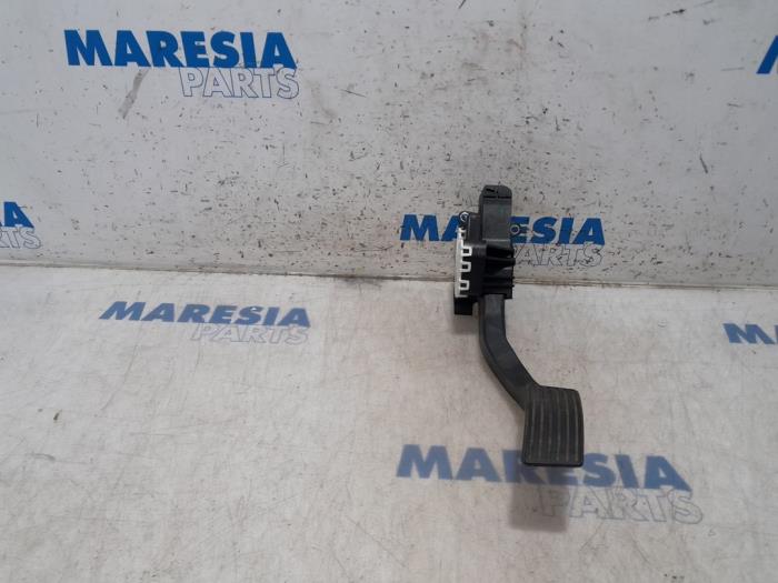 Gebruikte Sensor Gaspedaalpositie Fiat Ducato (250) 3.0 140 Natural Power Prijs € 60,50 Inclusief btw aangeboden door Maresia Parts