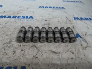 Gebruikte Klepstoter Citroen C4 Grand Picasso (3A) 1.6 BlueHDI 120 Prijs € 20,00 Margeregeling aangeboden door Maresia Parts