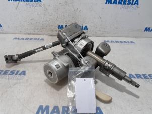 Gebruikte Stuurkolom Huis Fiat 500 (312) 1.2 Prijs € 157,50 Margeregeling aangeboden door Maresia Parts