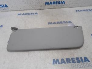 Gebruikte Zonneklep Ford Transit 2.2 TDCi 16V Prijs € 30,25 Inclusief btw aangeboden door Maresia Parts