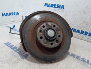 Gebruikte Fusee rechts-achter Peugeot 508 SW (8E/8U) 1.6 THP 16V Prijs € 75,00 Margeregeling aangeboden door Maresia Parts