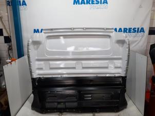 Gebruikte Tussenschot Cabine Opel Vivaro 1.6 CDTI 90 Prijs € 190,58 Inclusief btw aangeboden door Maresia Parts