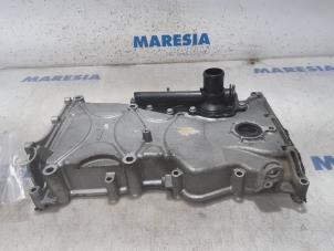 Gebruikte Distributiedeksel Fiat Panda/Pandina (312) 0.9 TwinAir Turbo 85 Prijs € 50,00 Margeregeling aangeboden door Maresia Parts