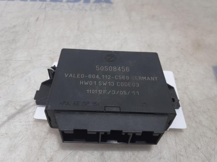 Gebruikte PDC Module Alfa Romeo MiTo (955) 1.3 JTDm 16V Eco Prijs € 35,00 Margeregeling aangeboden door Maresia Parts