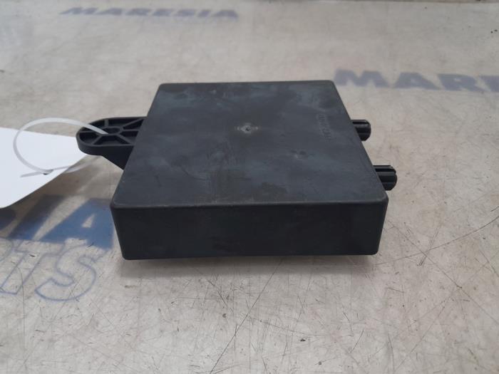 Gebruikte Computer Body Control Opel Vivaro 1.6 CDTI 90 Prijs € 84,69 Inclusief btw aangeboden door Maresia Parts