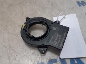 Gebruikte Gier sensor Renault Clio IV Estate/Grandtour (7R) 0.9 Energy TCE 12V Prijs € 19,50 Margeregeling aangeboden door Maresia Parts