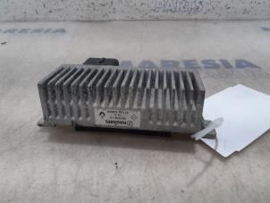 Gebruikte Gloeirelais Renault Trafic (1FL/2FL/3FL/4FL) 1.6 dCi 140 Twin Turbo Prijs € 30,25 Inclusief btw aangeboden door Maresia Parts