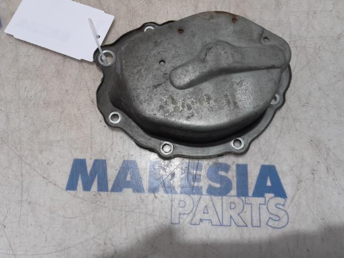 Gebruikte Versnellingsbakdeksel Citroen DS3 (SA) 1.6 e-HDi Prijs € 25,00 Margeregeling aangeboden door Maresia Parts