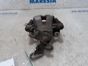 Gebruikte Remklauw (Tang) rechts-achter Alfa Romeo MiTo (955) 1.4 TB 16V Prijs € 50,00 Margeregeling aangeboden door Maresia Parts