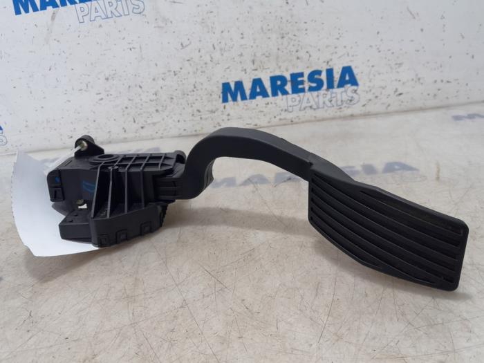Gebruikte Sensor Gaspedaalpositie Alfa Romeo MiTo (955) 1.4 TB 16V Prijs € 15,00 Margeregeling aangeboden door Maresia Parts