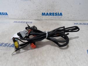 Gebruikte Trekhaak kabelset Peugeot 508 SW (8E/8U) 1.6 THP 16V Prijs € 50,00 Margeregeling aangeboden door Maresia Parts