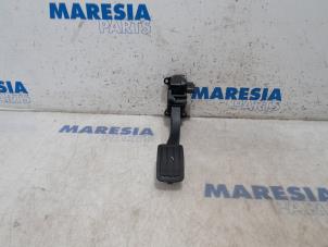 Gebruikte Sensor Gaspedaalpositie Citroen C4 Spacetourer (3D/3E) 1.2 12V PureTech 130 Van Prijs € 25,00 Margeregeling aangeboden door Maresia Parts