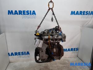 Gebruikte Motor Renault Wind (EN/E4) 1.2 16V GT TCE eco2 Prijs € 749,99 Margeregeling aangeboden door Maresia Parts