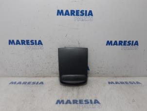 Gebruikte Dashboardkastje Citroen Jumper (U9) 2.2 HDi 100 Euro 4 Prijs € 60,50 Inclusief btw aangeboden door Maresia Parts