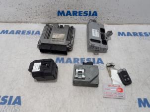 Gebruikte Computer Motormanagement Alfa Romeo 159 (939AX) 1.9 JTS 16V Prijs € 367,50 Margeregeling aangeboden door Maresia Parts