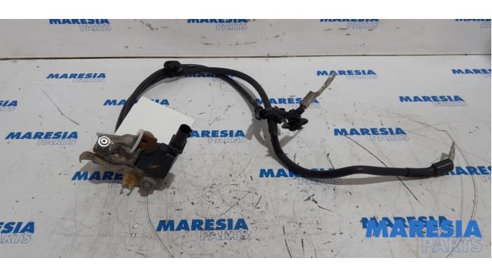 Gebruikte Accu sensor Peugeot 308 SW (L4/L9/LC/LJ/LR) 1.6 BlueHDi 120 Prijs € 35,00 Margeregeling aangeboden door Maresia Parts
