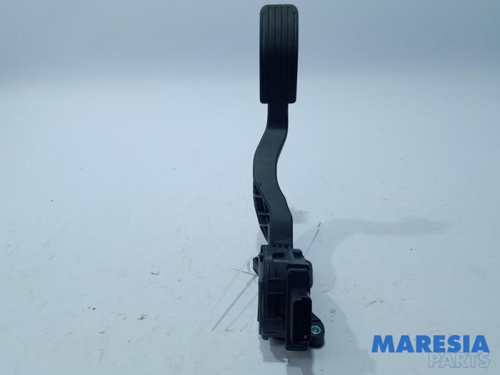 Gebruikte Gaspedaalpositie Sensor Citroen DS3 (SA) 1.4 16V VTi Prijs € 20,00 Margeregeling aangeboden door Maresia Parts