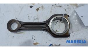 Gebruikte Drijfstang Peugeot 5008 I (0A/0E) 1.6 HDiF 16V Prijs € 50,00 Margeregeling aangeboden door Maresia Parts