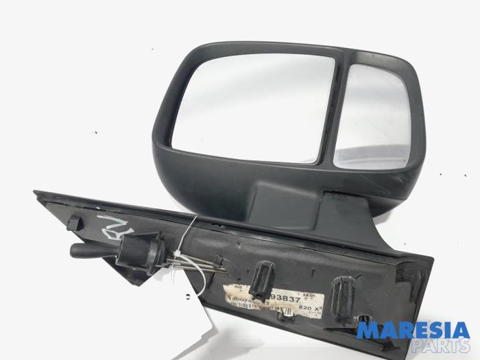 PEUGEOT Expert 2 generation (2007-2020) Right Side Wing Mirror 8153J9 25172120