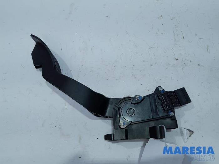 Gebruikte Gaspedaalpositie Sensor Fiat Doblo Cargo (263) 1.3 D Multijet Prijs € 48,40 Inclusief btw aangeboden door Maresia Parts