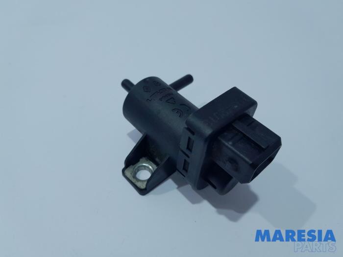 Gebruikte Turbodrukregelaar Renault Scénic III (JZ) 1.2 16V TCe 130 Prijs € 25,00 Margeregeling aangeboden door Maresia Parts