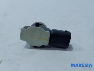 Gebruikte Sensor PDC Peugeot 208 I (CA/CC/CK/CL) 1.2 Vti 12V PureTech 82 Prijs € 19,00 Margeregeling aangeboden door Maresia Parts