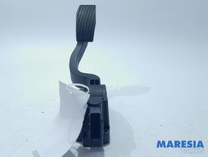 Gebruikte Gaspedaalpositie Sensor Fiat Doblo Cargo (263) 1.4 T-Jet 16V Prijs € 48,40 Inclusief btw aangeboden door Maresia Parts