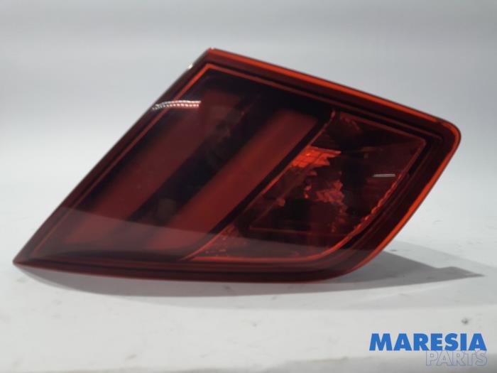 PEUGEOT 308 T9 (2013-2021) Rear Right Taillight Lamp 9677818280 25172371