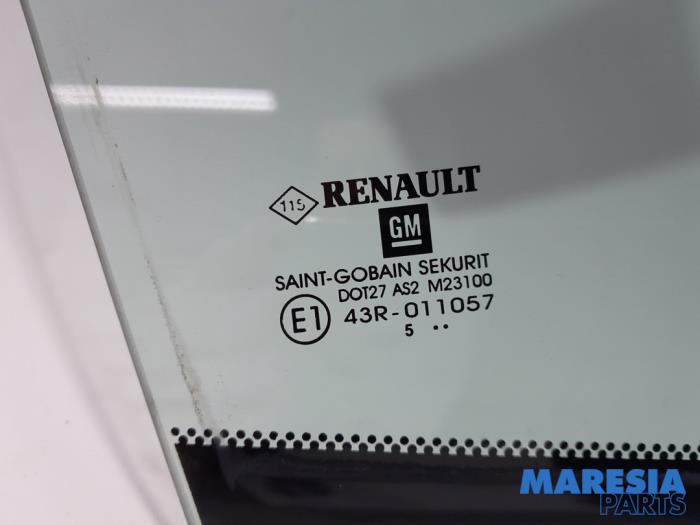 RENAULT Trafic 2 generation (2001-2015) Rear Right  Window 43R011057 25172334
