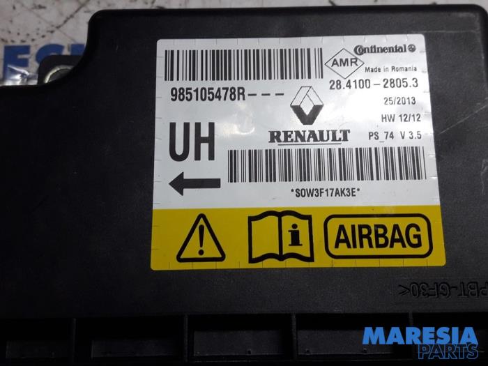 Airbag Module van een Renault Megane III Grandtour (KZ) 1.2 16V TCE 115 2013