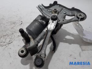 Gebruikte Ruitenwissermotor voor Peugeot 3008 I (0U/HU) 1.6 VTI 16V Prijs € 51,00 Margeregeling aangeboden door Maresia Parts