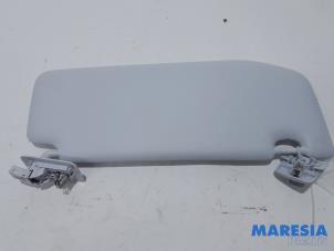 Gebruikte Zonneklep Peugeot 2008 (CU) 1.6 HDiF 16V Prijs € 40,00 Margeregeling aangeboden door Maresia Parts