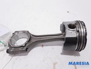 Gebruikte Zuiger Lancia Delta (844) 1.4 MultiAir 16V Prijs € 50,00 Margeregeling aangeboden door Maresia Parts