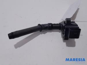Gebruikte Pen Bobine Renault Captur (2R) 1.3 TCE 150 16V Prijs € 20,00 Margeregeling aangeboden door Maresia Parts