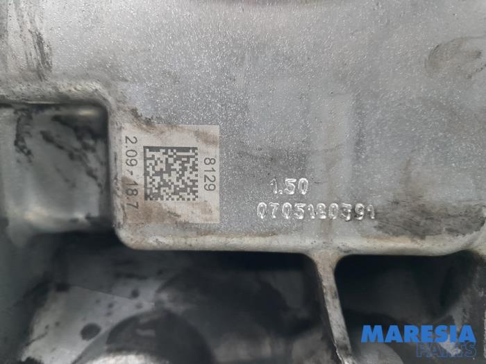 Carterpan van een Renault Captur (2R) 1.3 TCE 150 16V 2019