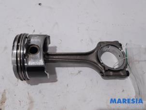 Gebruikte Zuiger Alfa Romeo MiTo (955) 1.4 Multi Air 16V Prijs € 75,00 Margeregeling aangeboden door Maresia Parts