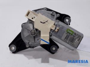 Gebruikte Motor Ruitenwisser achter Renault Espace (JK) 2.0 16V Turbo Prijs € 35,00 Margeregeling aangeboden door Maresia Parts