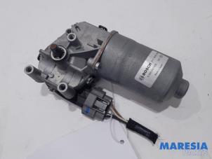 Gebruikte Ruitenwissermotor voor Renault Trafic (1FL/2FL/3FL/4FL) 1.6 dCi 95 Prijs € 90,75 Inclusief btw aangeboden door Maresia Parts