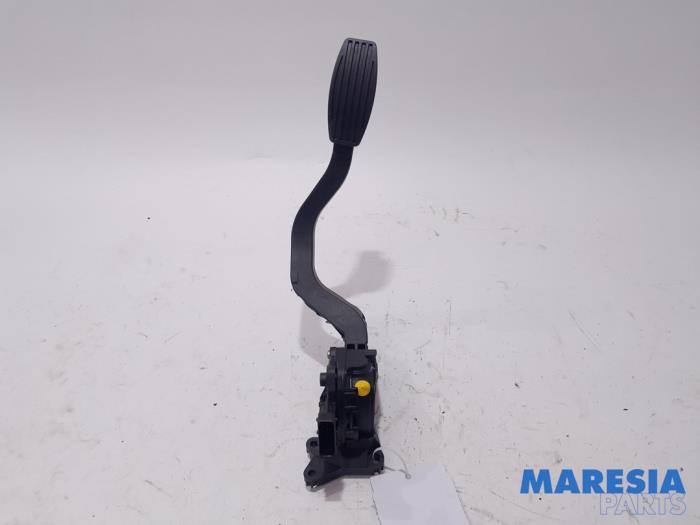 Gebruikte Sensor Gaspedaalpositie Alfa Romeo Giulietta (940) 1.4 TB 16V MultiAir Prijs € 50,00 Margeregeling aangeboden door Maresia Parts