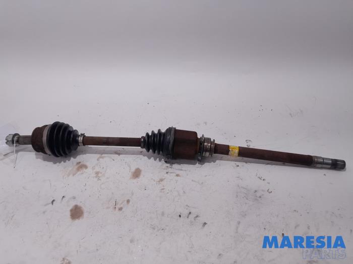 Gebruikte Aandrijfas rechts-voor Fiat Punto Evo (199) 1.3 JTD Multijet Start&Stop 16V Euro 4 Prijs € 35,00 Margeregeling aangeboden door Maresia Parts