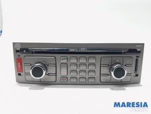 Gebruikte Radio CD Speler Citroen C5 III Tourer (RW) 2.7 HDiF V6 24V Autom. Prijs € 262,50 Margeregeling aangeboden door Maresia Parts