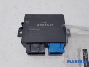 Gebruikte PDC Module Peugeot 3008 I (0U/HU) 1.6 16V THP 155 Prijs € 37,50 Margeregeling aangeboden door Maresia Parts