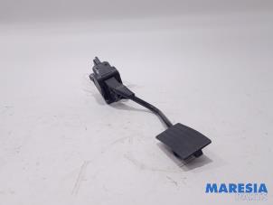 Gaspedaalpositie Sensor van een Peugeot 508 SW (8E/8U) 2.0 BlueHDi 180 16V 2016