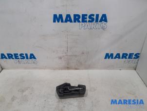 Gebruikte Krikset Citroen C1 1.0 12V Prijs € 25,00 Margeregeling aangeboden door Maresia Parts
